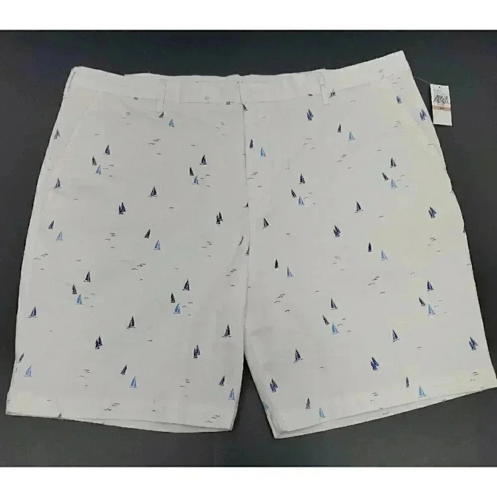 Izod Advantage Performance Sailboat Print Flat Front Shorts Men's Size 42 NWT